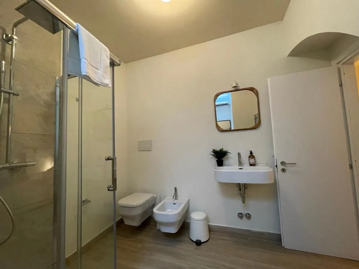 Brera-Centro Nuovo Appartamento Con Cortile Privato ميلان