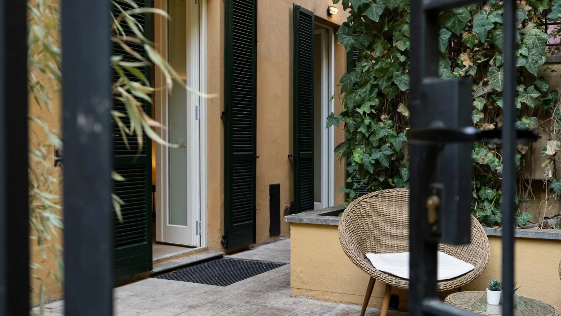 Brera-Centro Nuovo Appartamento Con Cortile Privato Milán 0*,  Itálie